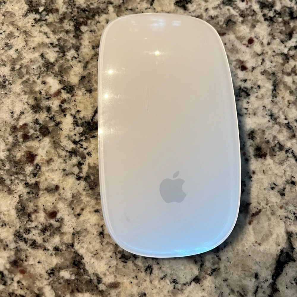 Apple wireless mouse